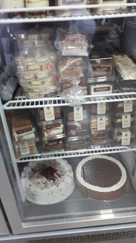 Opinii despre בית מאפה הגשר în באר שבע - הסעדה