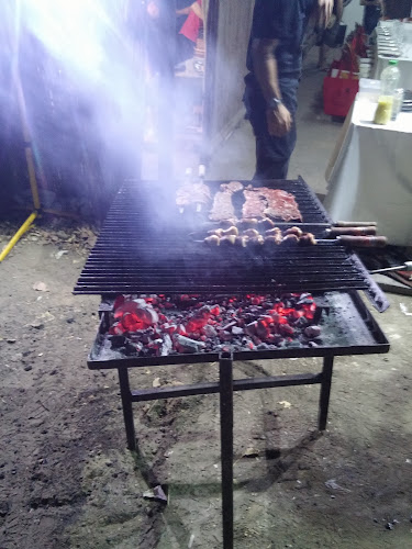 Comentarii opinii despre ניר צבי בשרים