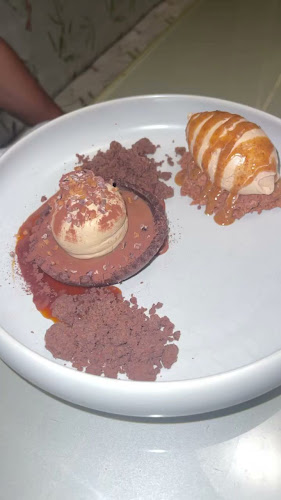 Pop and pope - הסעדה