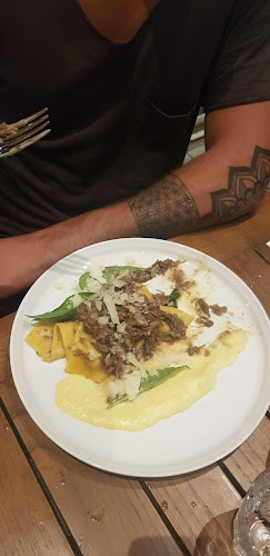 מנשה בן ישראל 1, ירושלים, 9459401