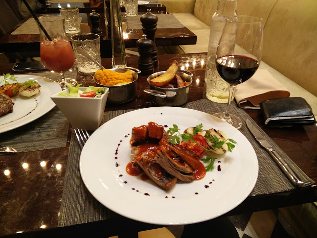 לג'נד בר LEGEND Bar