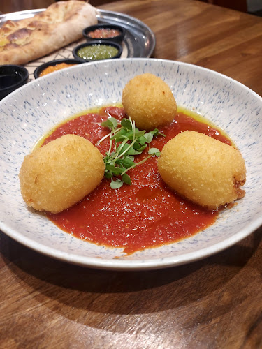 Piazza Grande - פיאצה גרנדה מסעדה איטלקית כשרה - הסעדה