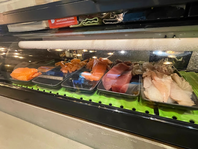 Opinii despre ריבר סושי - בר מלחה River în ירושלים - הסעדה