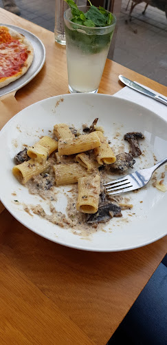 איטלקיה בפשפשים - תל אביב-יפו