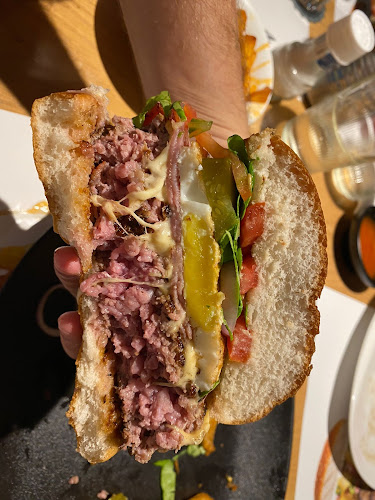 BLACK גרנד קניון חיפה - הסעדה