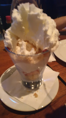 אגאדיר בורגר דרורים - בני דרור