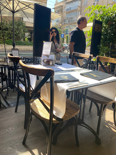 Comentarii opinii despre Matteo