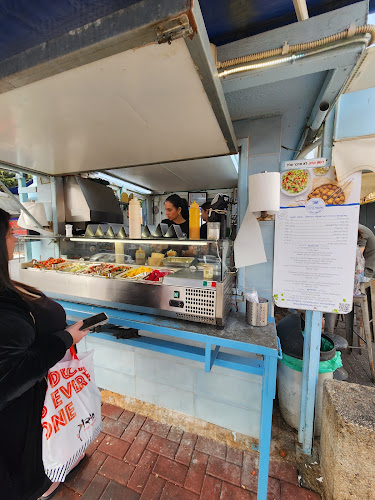 פלאפל כדורי - הבוטקה הכחול - הסעדה