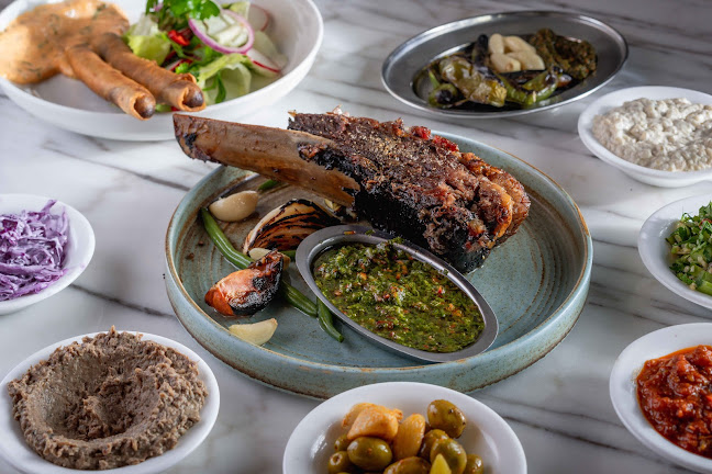 החברים ירושלים מהדרין - הסעדה