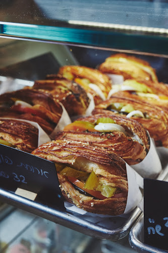 Opinii despre ביי דה וויי כפר סבא Buy The Way Kfar Saba în כפר סבא - הסעדה