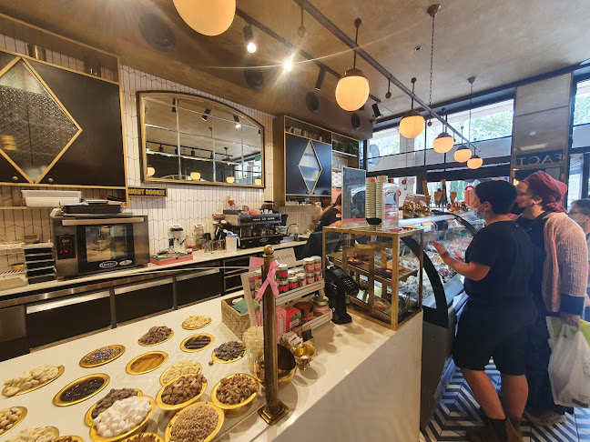 גולדה בית הכרם - ירושלים