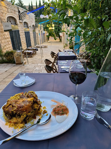 האקליפטוס - הסעדה