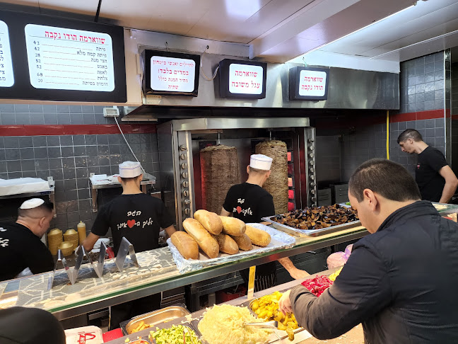 שאולי אקספרס שווארמה - הסעדה