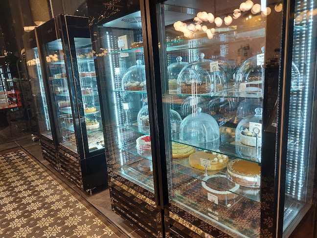 שדרות מנחם בגין 38, גבעת שמואל