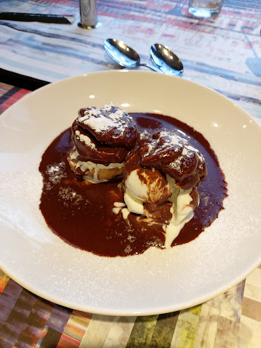 ג'ירף - הסעדה