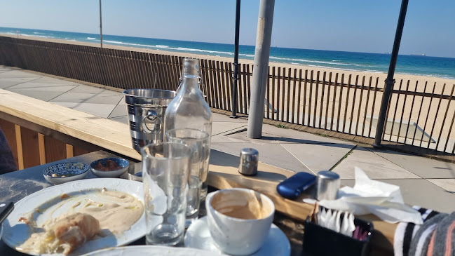 לולה - הכשרה על הים - הסעדה