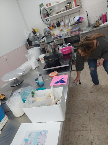 Comentarii opinii despre נופר לטמן ️| ️בית ספר ללימודי קונדיטוריה | חותכני עוגיות