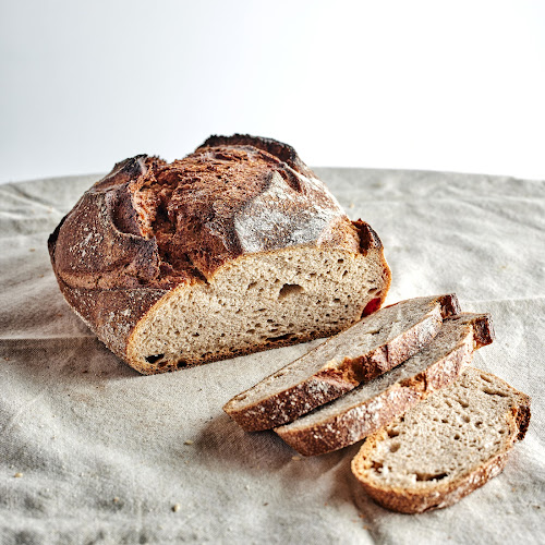 קניון מול הים - TATTI & ILANS