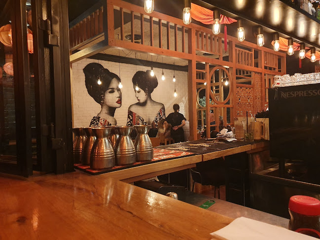 מינה טומיי - Minna Tomei חיפה, מרכז קסטרא - הסעדה