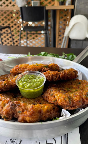 פלאפל סביח ג'וסף ביאליק קריות