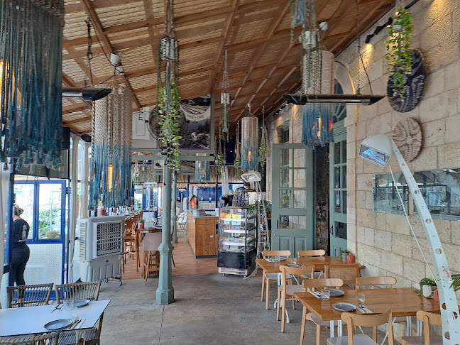 Hamesilah Kosher Bar - הסעדה