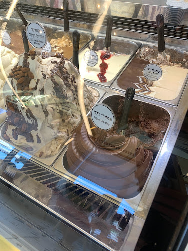 גולדה נמל תל אביב - הסעדה