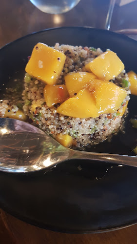 Comentarii opinii despre Dunyazad Restaurant ، مطعم دنيازاد מסעדת דוניאזאד