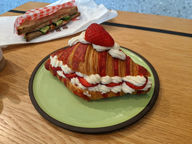 פיס אוף קייק - לוד