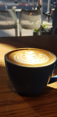 קפה נחת - הסעדה