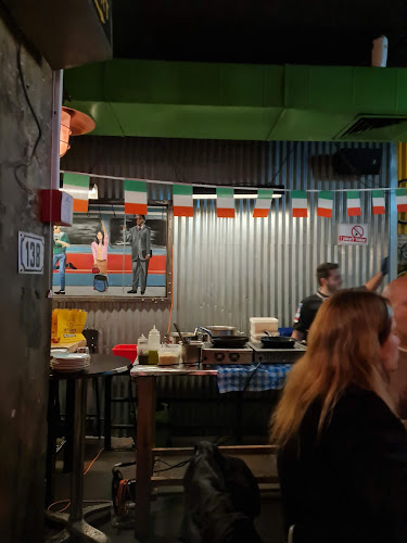 פאו וואו - הסעדה