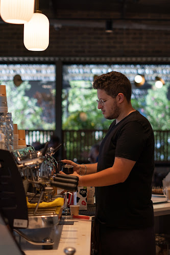 ביי דה וויי כפר סבא Buy The Way Kfar Saba - כפר סבא