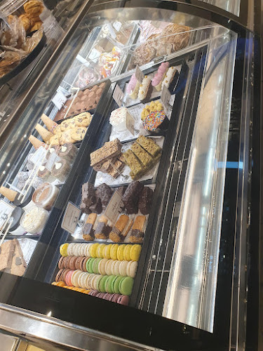 גלידריה סיציליאנית בסר סיטי פתח תקווה - כשר | kosher - פתח תקווה