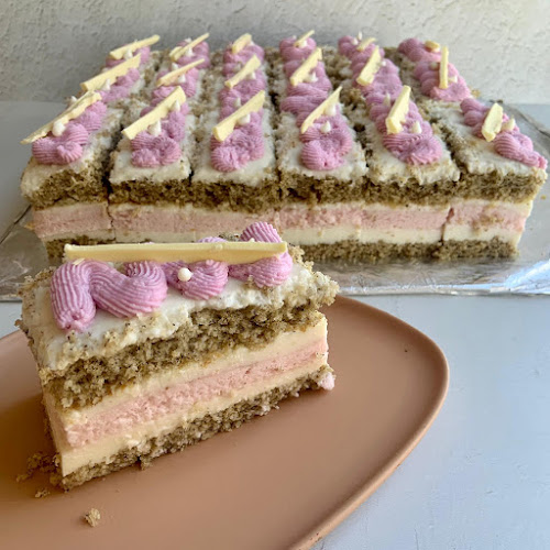 Lebriut - הסעדה