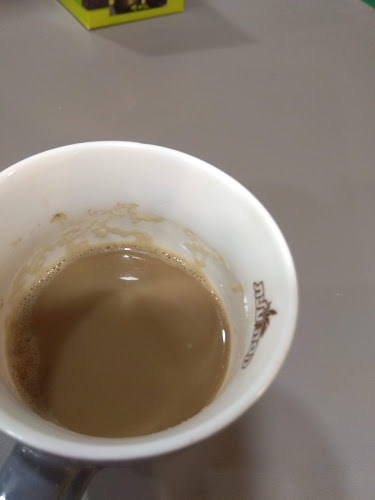 רי-בר - הסעדה