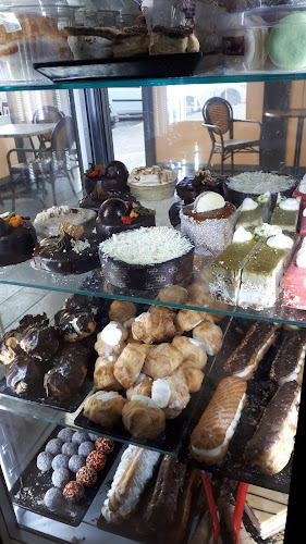 בית מאפה הגשר - הסעדה