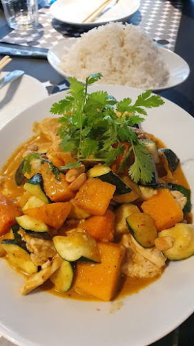 זוזוברה תל אביב