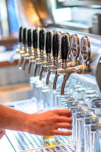 ג'מס קרית השרון Jems