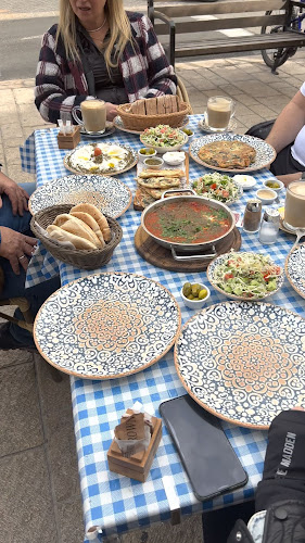 קפה בסמה - הסעדה