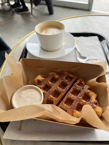 ארקפה נווה זמר רעננה - הסעדה