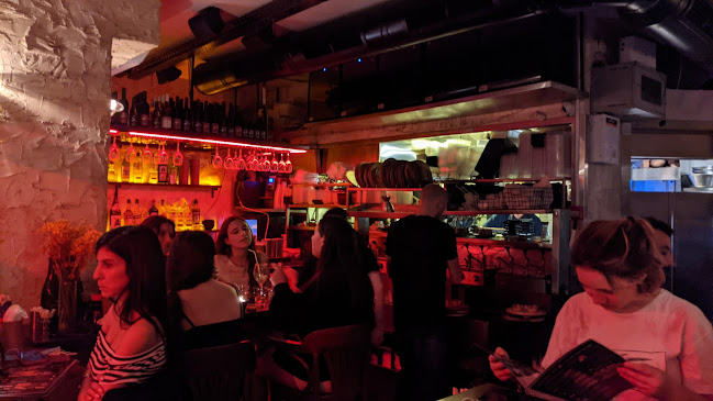 קנקי סושי בר יין - הסעדה