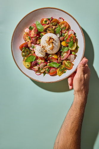 מוצ׳ה נתניה - הסעדה