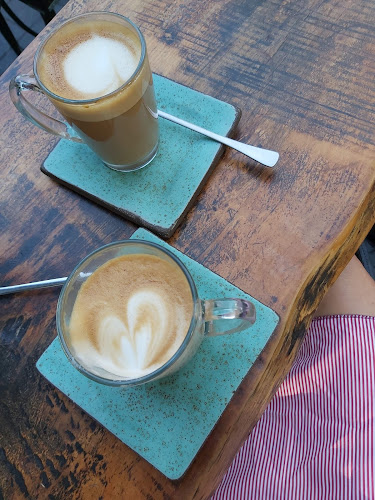 קפה זוריק - הסעדה