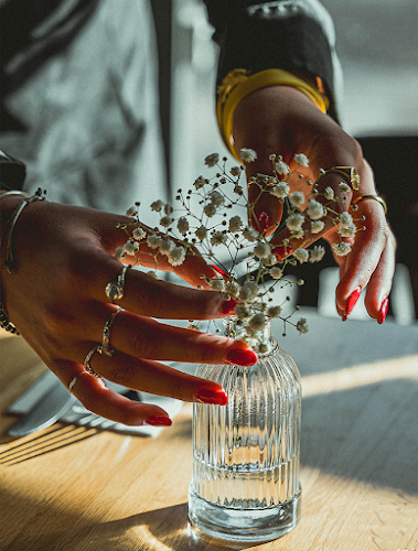 מול מרכז שוסטר, אבא אחימאיר 18, תל אביב-יפו, 6949204