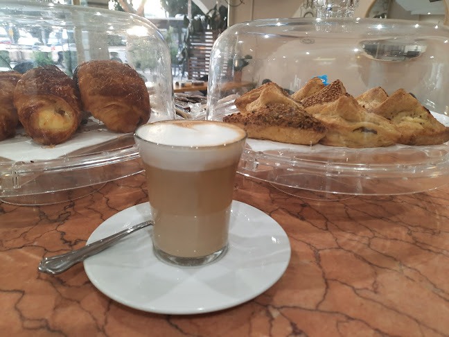 הנדיב 3, הרצליה