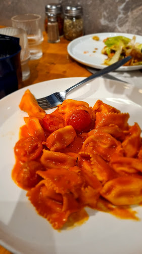 Juvani TLV - הסעדה