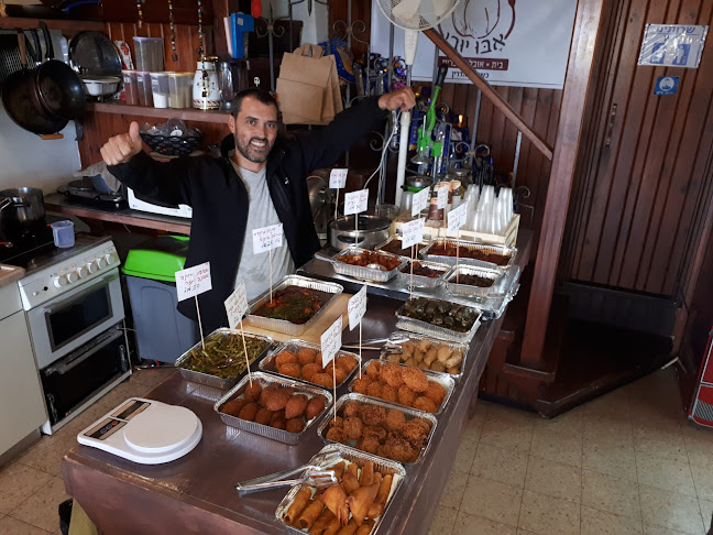 Comentarii opinii despre מסעדת חומוס יובי