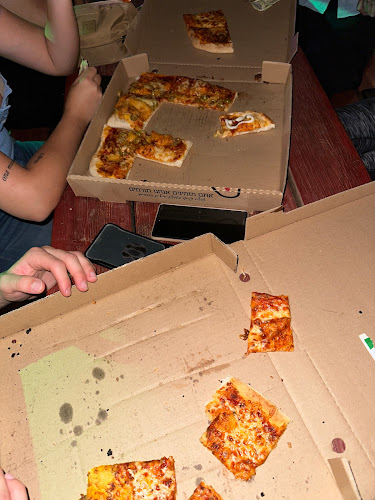 פיצה מטר - הסעדה