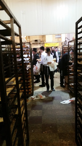 מטעמי שובע שמחות בני ברק בע"מ - הסעדה