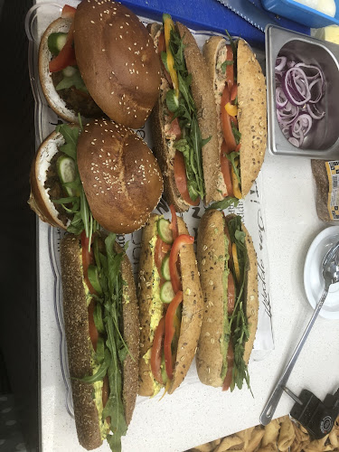 Comentarii opinii despre מאפיית מן הארץ