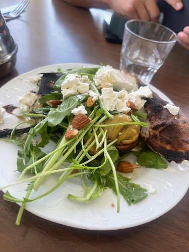 פיצרייה תלפיות - הסעדה